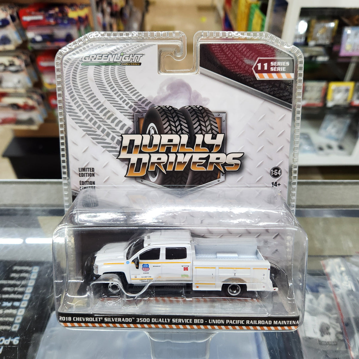 Greenlight - Dually Drivers Series 11 - 2018 Chevrolet Silverado 3500 Dually Service Bed 'Union Pacific'