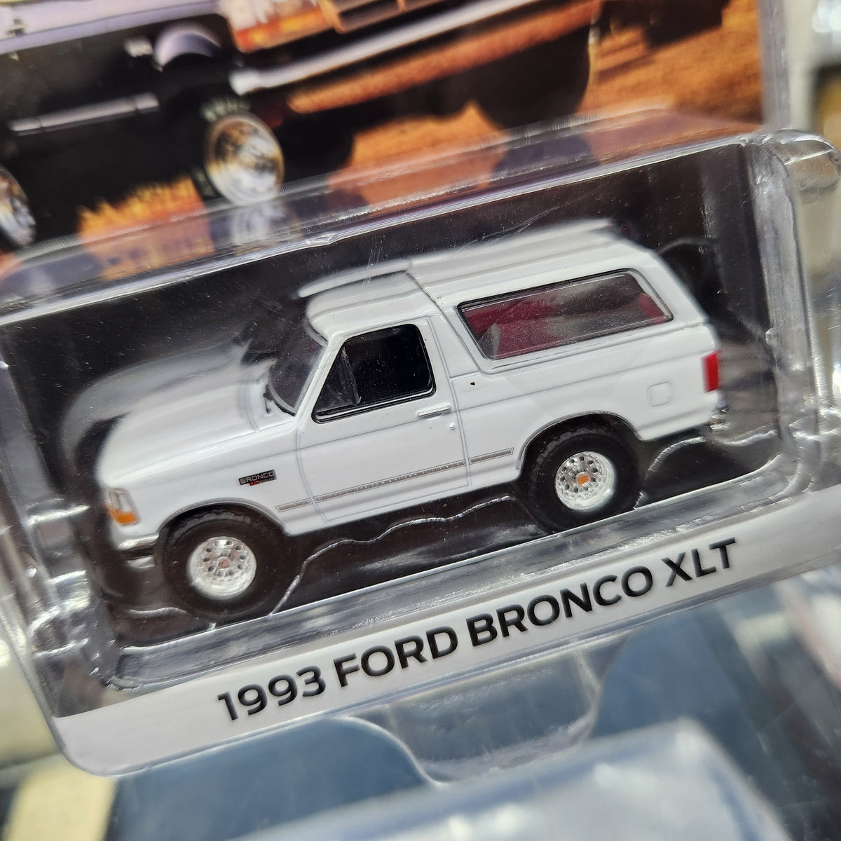 Greenlight - 1993 Ford Bronco XLT 'OJ Simpson' (White) - 1:64 Scale