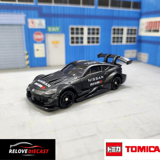TOMICA - No.13 Nissan Fairlady Z Nismo GT500 - 1:65 Scale