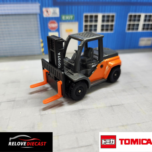 TOMICA - No.111 Toyota L&F Geneo Forklift - 1:62 Scale