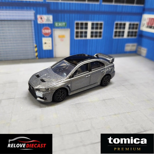 TOMICA PREMIUM - No.2 Mitsubishi Lancer Evolution Final Edition - 1:61 Scale