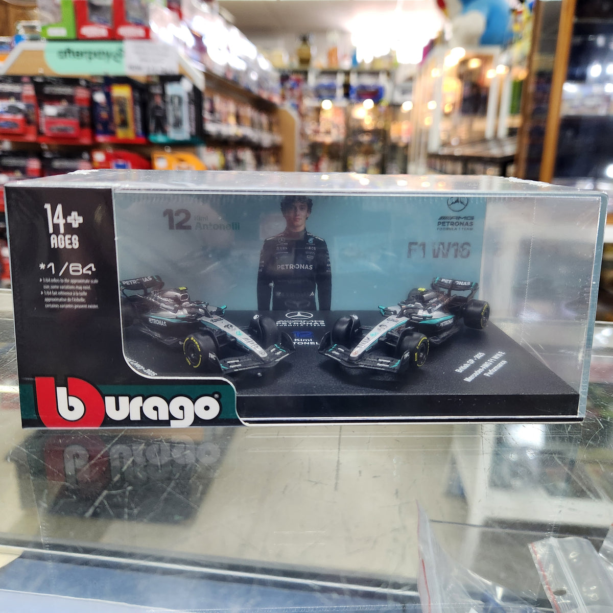 Bburago - 2025 Mercedes-AMG F1 Formula 1 W16 - Twin Pack - #12 Kimi Antonelli