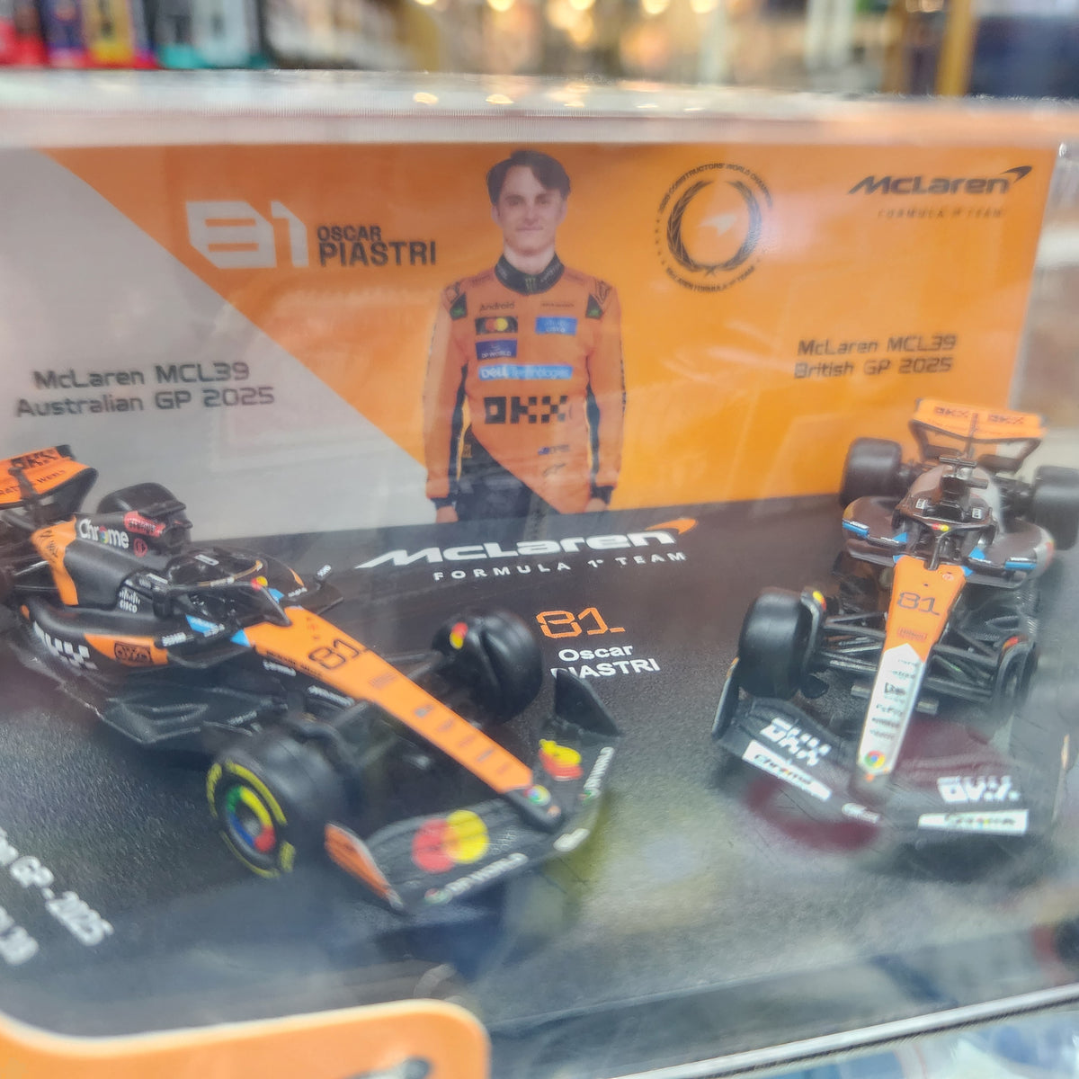 Bburago - 2025 McLaren F1 Formula 1 Team  MCL39 - Twin Pack - #81 Oscar Piastri