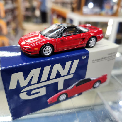 MiniGT - 1989 Honda NS-X Prototype Midship Sports with Ayrton Senna Figure