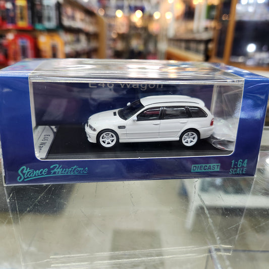 Stance Hunters - BMW (E46) Wagon (White) with Luggage Pod - 1:64 Scale