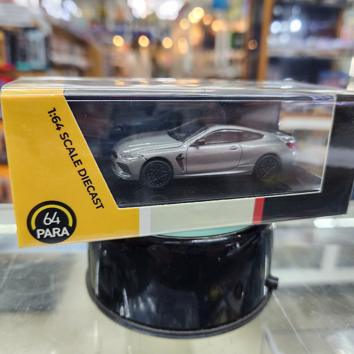 Para64 - BMW M8 Coupe (Donington Grey Metallic) - 1:64 Scale