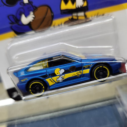 Hot Wheels - Peanuts: 75th Anniversary - 1985 Honda CR-X - Snoopy & Woodstock