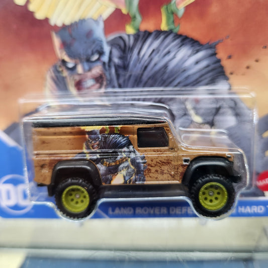 Hot Wheels Premium - Batman Series (2022 Mix 2) - Land Rover Defender 110 Hard Top