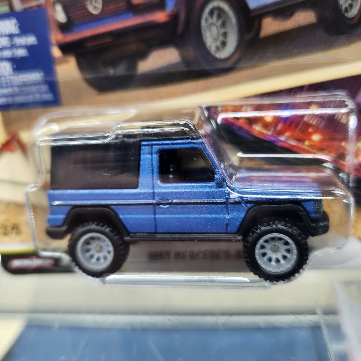Hot Wheels Premium - Car Culture 'Road Trip' - 1993 Mercedes-Benz G-Class with Canopy