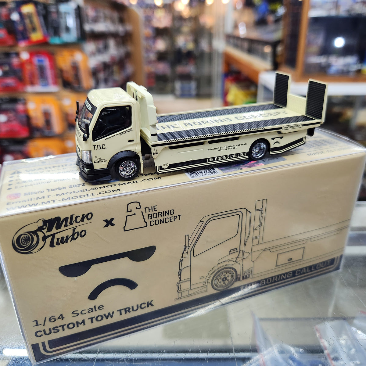 Micro Turbo - 'The Boring Concept' Custom Tow Truck - 1:64 Scale