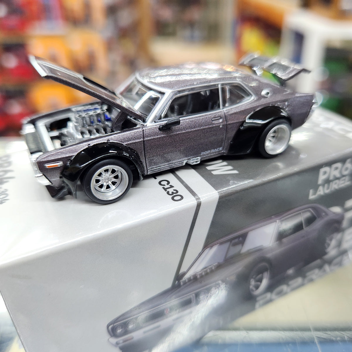 Pop Race - Nissan Laurel C130 (Metallic Grey)