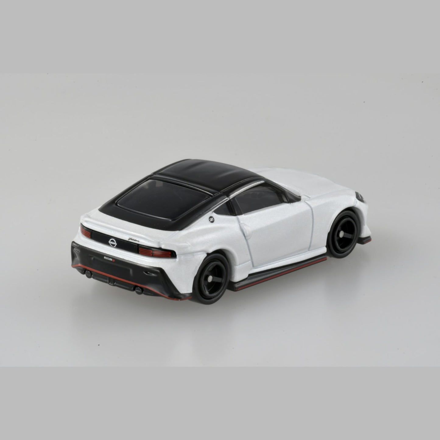 TOMICA - No.88 Nissan Fairlady Z Nismo (White) - 1:57 Scale