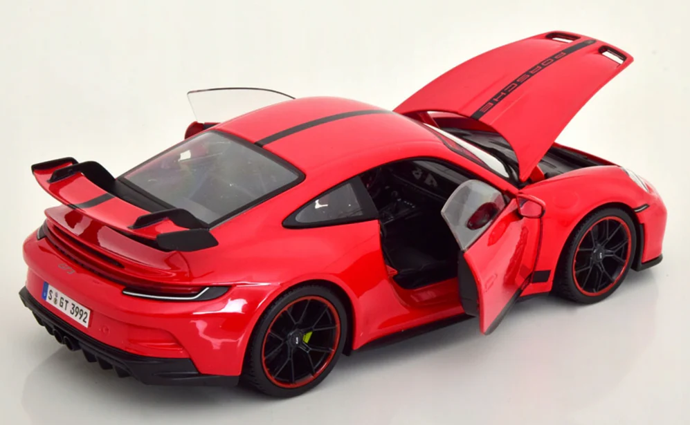 Maisto - Premiere Edition - 2022 Porsche 911 GT3 (Guards Red) - 1:18 Scale