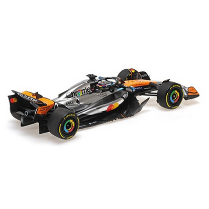 Minichamps - McLaren Formula 1 Team (MCL39) 2025 British GP 2nd Place - #81 Oscar Piastri