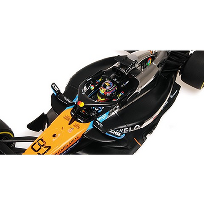 Minichamps - McLaren Formula 1 Team (MCL39) 2025 British GP 2nd Place - #81 Oscar Piastri