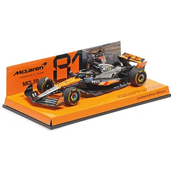 Minichamps - McLaren Formula 1 Team (MCL39) 2025 British GP 2nd Place - #81 Oscar Piastri -1:43 Scale