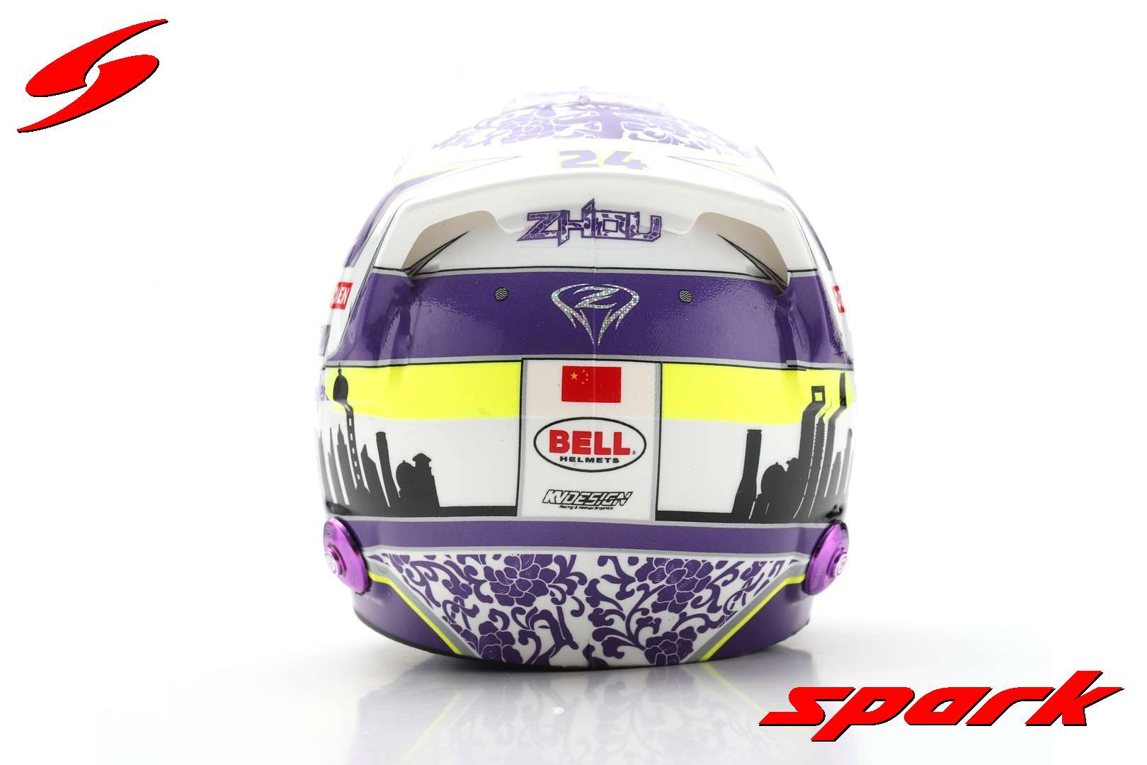 Spark Helmets - Zhou Guanyu Alfa Romeo 2022 - Bell Helmet 1:5
