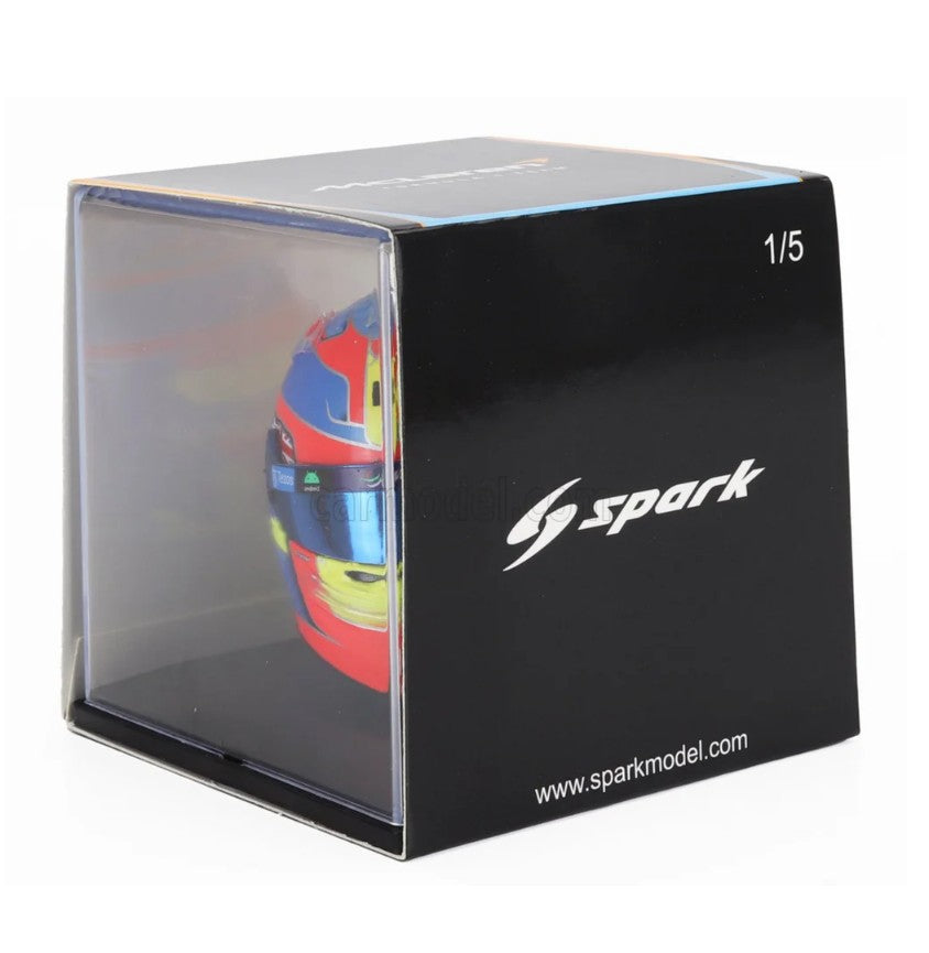 Spark Helmets - McLaren F1 Team Formula 1 - Oscar Piastri (2023 Season)