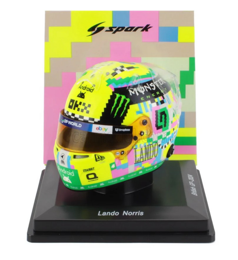 Spark Helmets - McLaren F1 Team Formula 1 - Lando Norris (Great Britain 2024) - 1:5 Scale