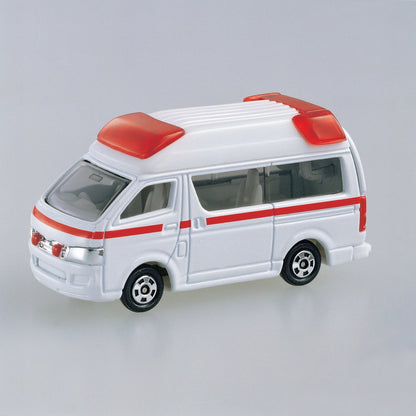 TOMICA - No.79 Toyota HiMedic Ambulance - 1:64 Scale