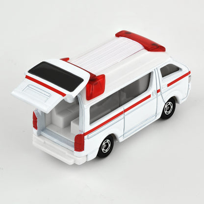 TOMICA - No.79 Toyota HiMedic Ambulance - 1:64 Scale