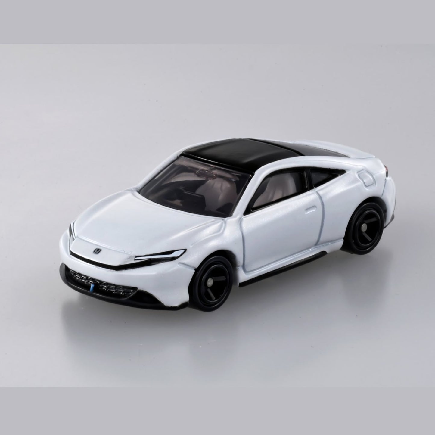 TOMICA - No.10 Honda Prelude (White) - 1:64 Scale
