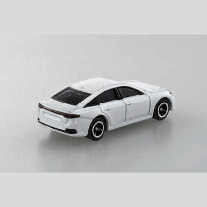 TOMICA - No.62 Toyota Crown Sedan - 1:66 Scale