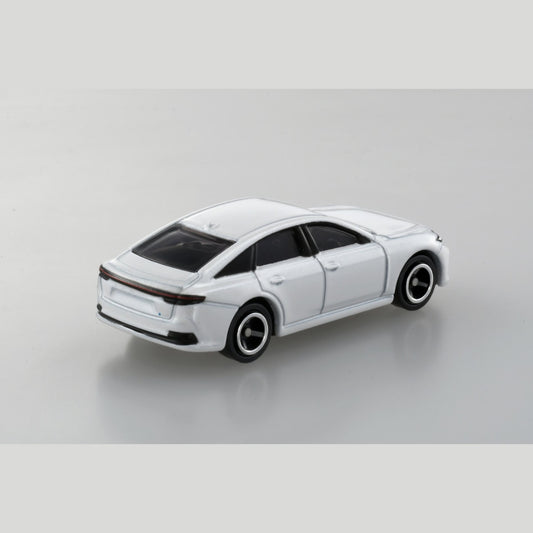 TOMICA - No.62 Toyota Crown Sedan - 1:66 Scale