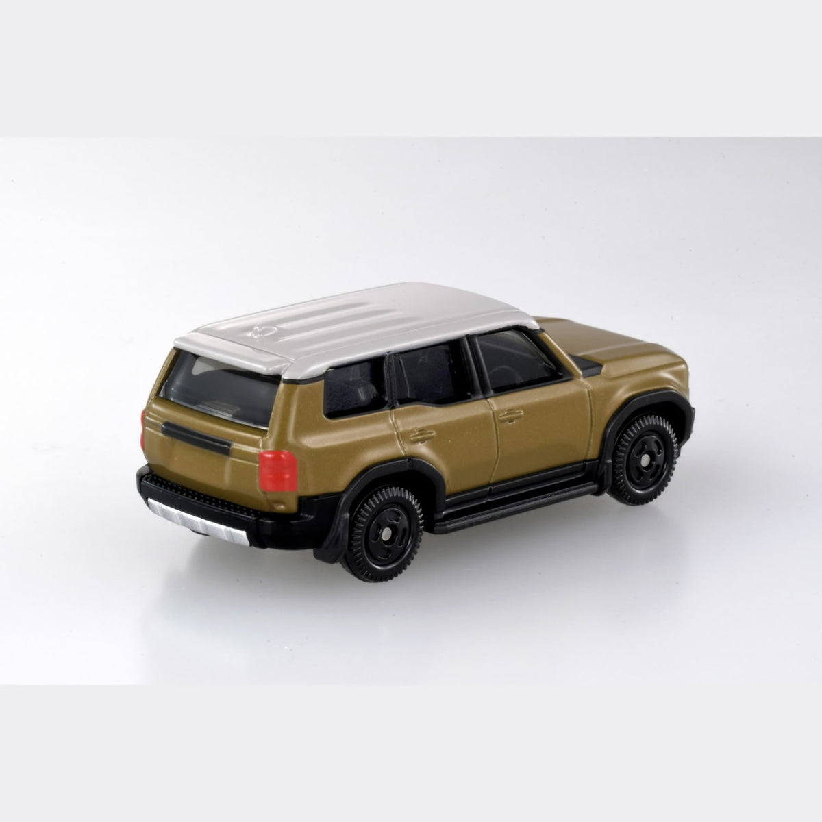 TOMICA - No.17 Toyota Land Cruiser 250 - 1:66 Scale