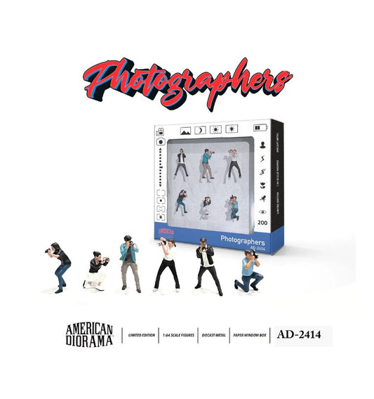 American Diorama - Diecast Figures 'Photographers' Set - 1:64 Scale