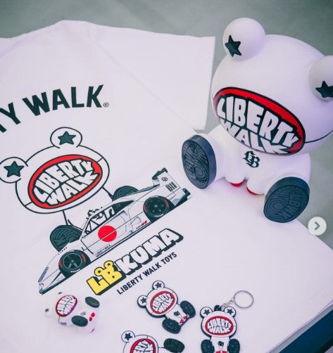 American Diorama - Liberty Walk Kuma 400% 'F40' - 28cm