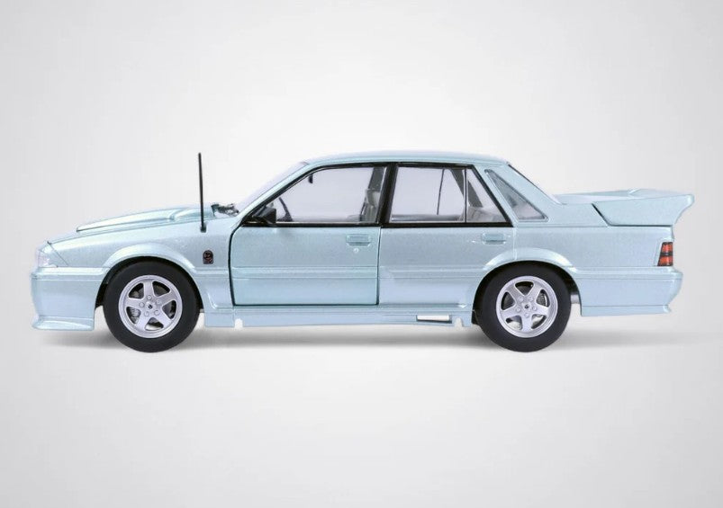 DDA - Holden VL Walkinshaw (Panorama Silver) - 1:24 Scale