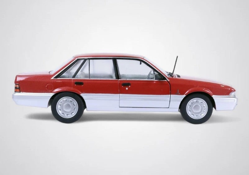 DDA - Holden VL Calais (Red/Silver) - 1:24 Scale