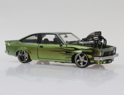 DDA - Holden A9X Custom Torana Supercharged (Colour Shift with Flames) - 1:24 Scale