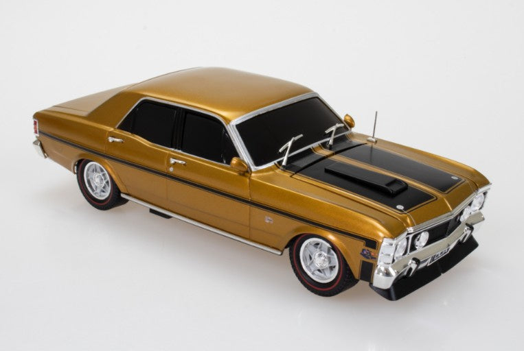 DDA - Ford XW Falcon GTHO (Gold) - Light Up - 1:24 Scale
