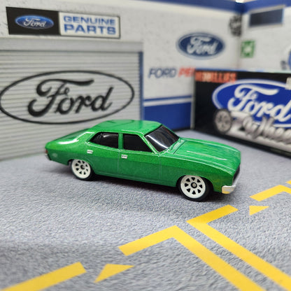 Oz Wheels - RedBellies (R1) - Ford XC Falcon Sedan (Green) - 1:64 Scale