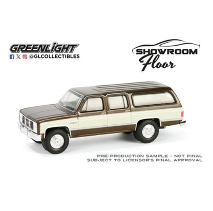Greenlight - 'Showroom Floor' Series 6 - 1986 GMXC Suburban (Indian Bronze) - 1:64 Scale