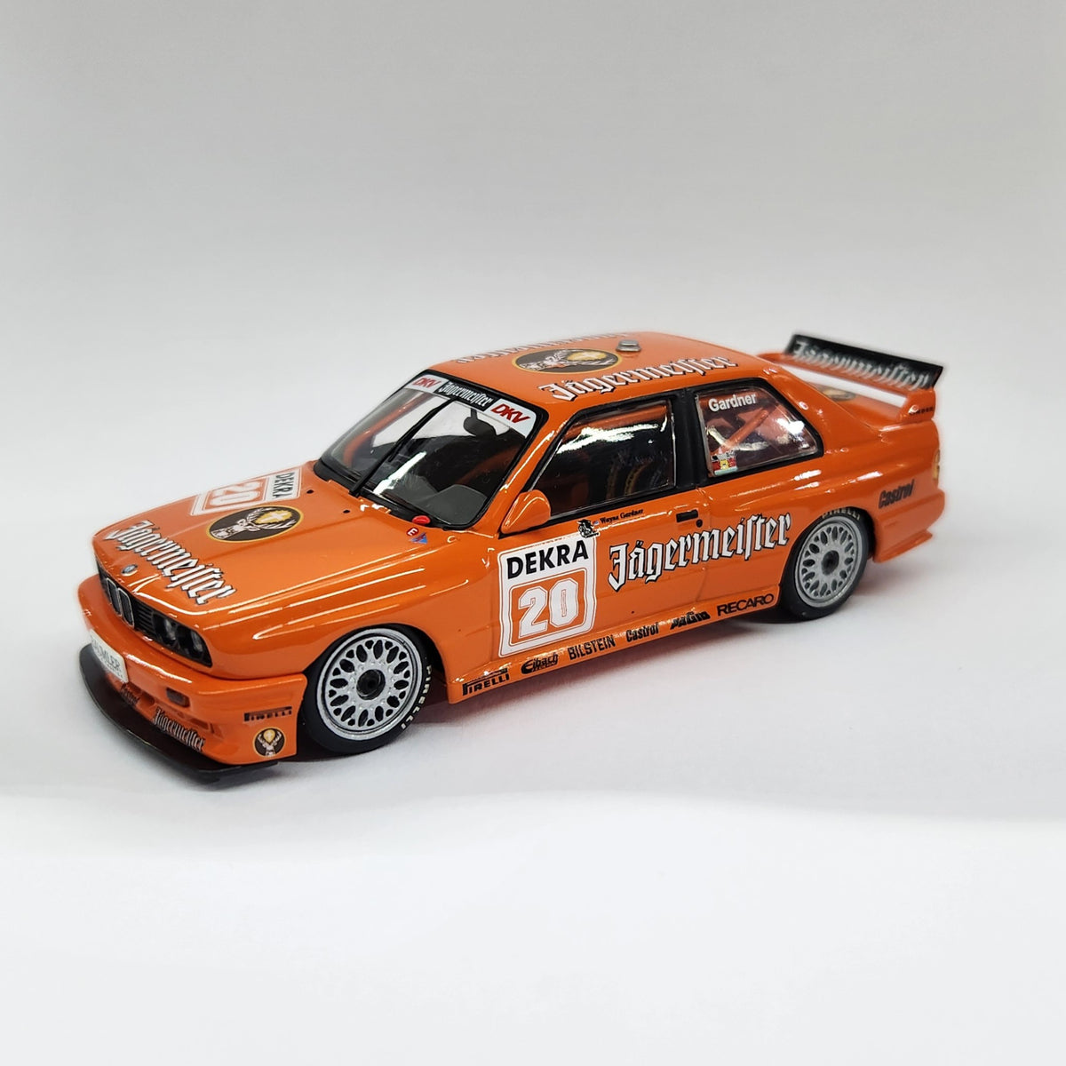 Minichamps - BMW E30 M3 #20 'Team Linder DTM 1992' - Wayne Gardner - 1 ...