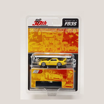 Hobby Japan - Mazda RX-7 'Initial D 30th Anniversary' Keisuke Takashi VS Fujiwara Takumi (Yellow)