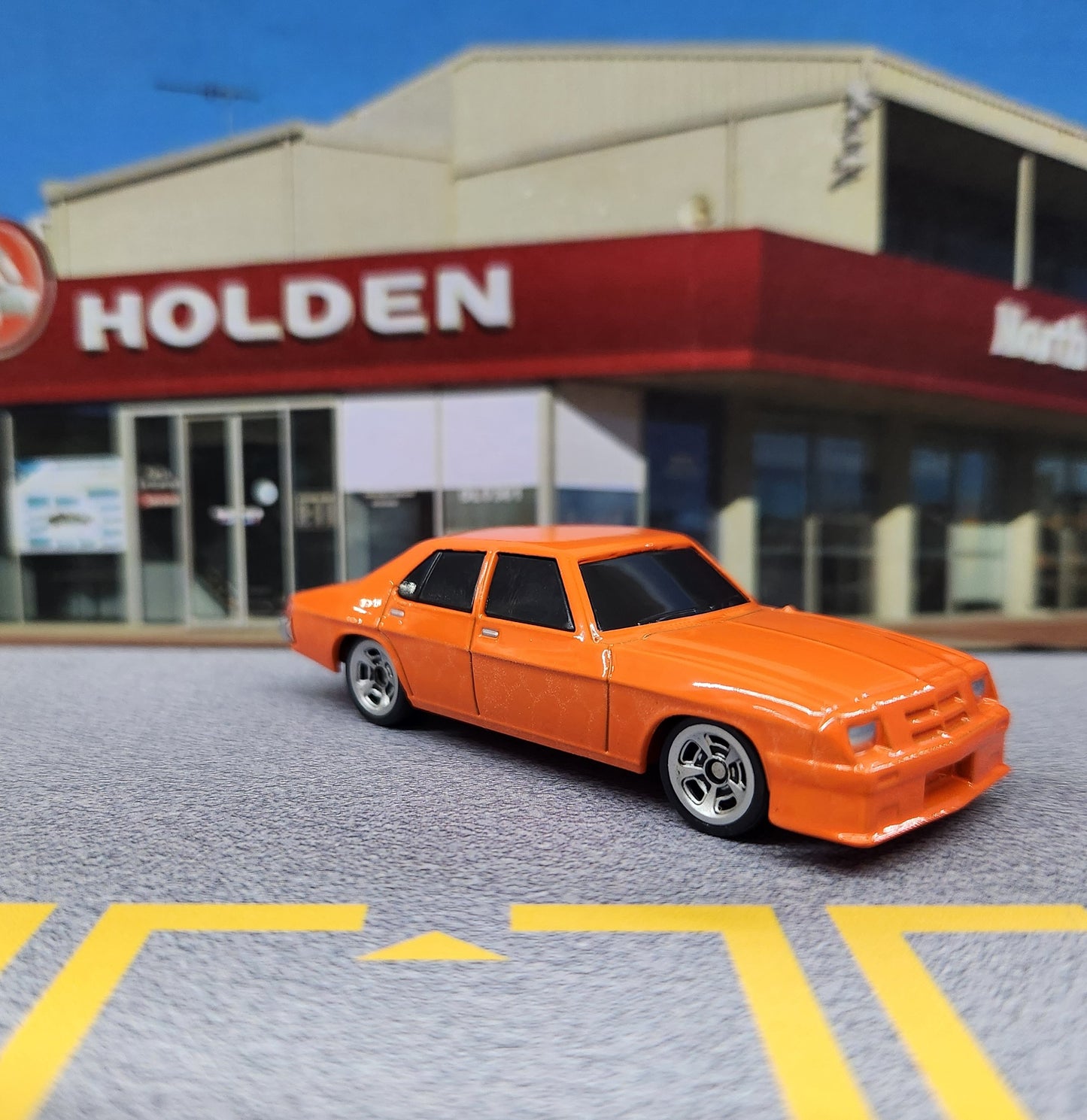 Oz Wheels - RedBellies (R1) - Holden HJ Sedan 'Monza Front' (Orange) - 1:64 Scale