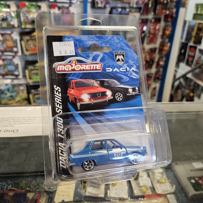Hot Wheels Basics - Long Card - Clam Shell Display/Storage Box