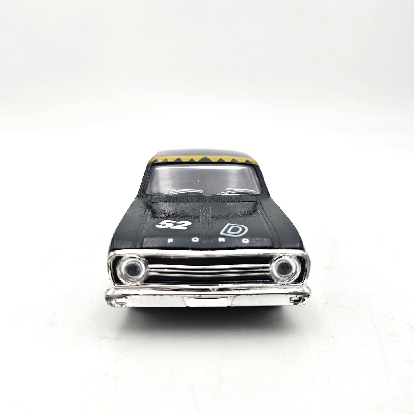 Trax - Ford Falcon #52D Racing Green - 1:43 Scale