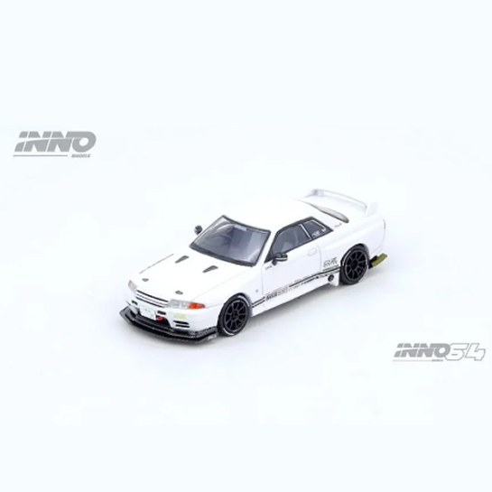 INNO64 - Nissan Skyline GT-R (R32) 'Top Secret' (White)