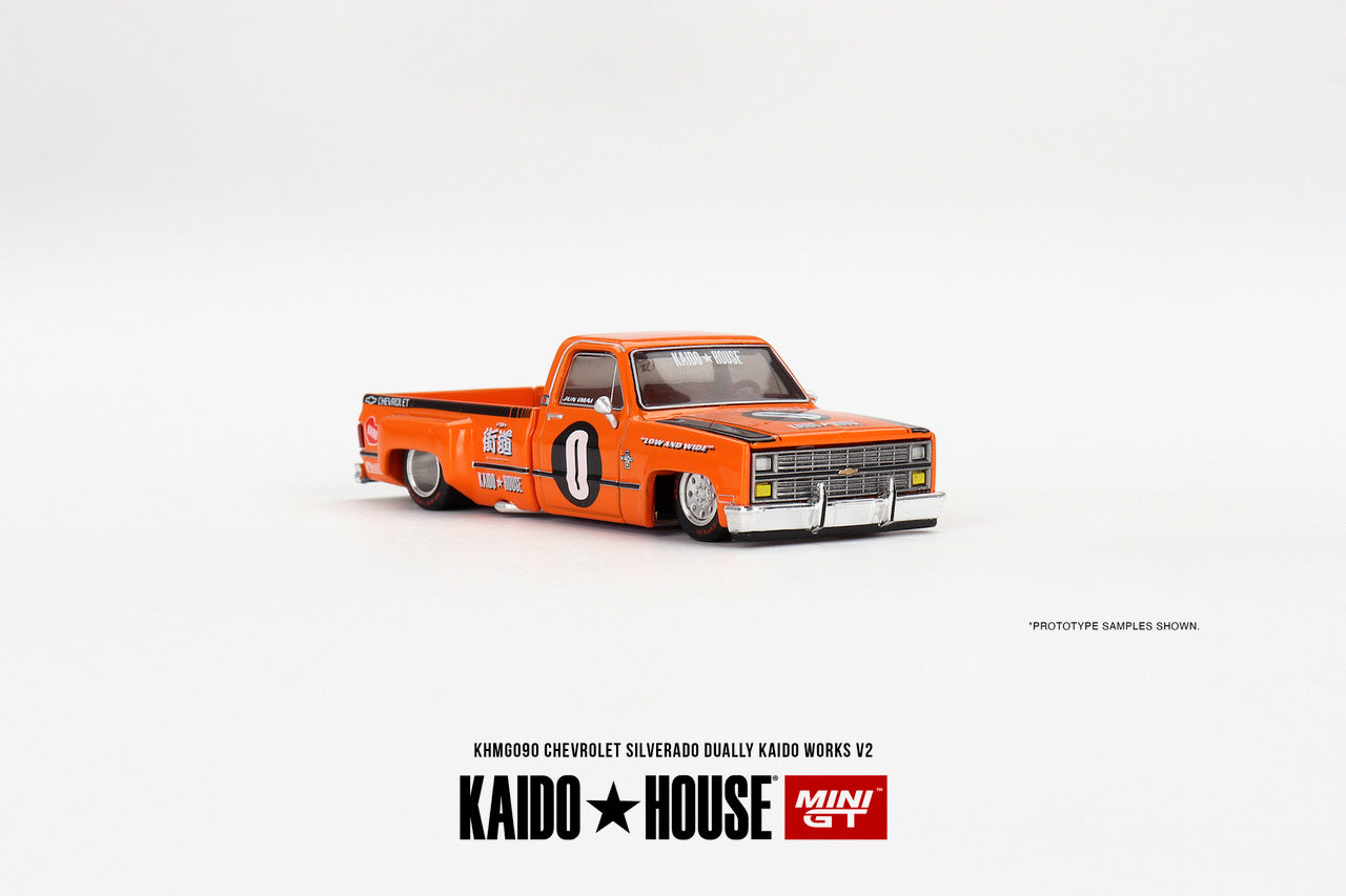 MiniGT - Kaido Works Chevrolet Silverado Dually V2INstore