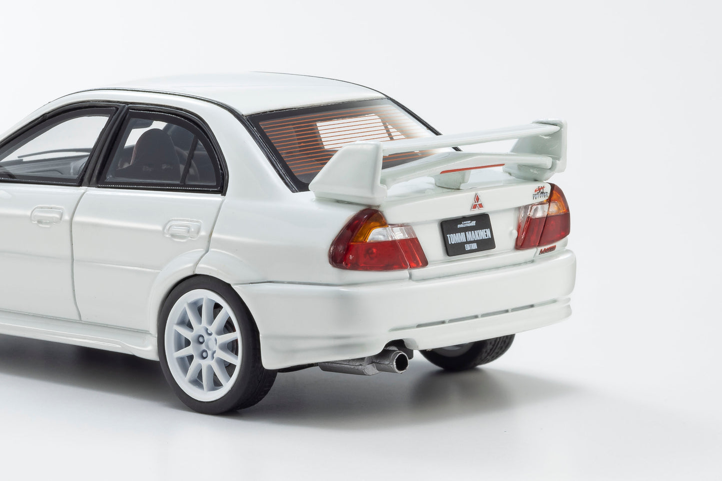 Kyosho - Mitsubishi Lancer Evolution VI - Tommi Makinen Edition - White