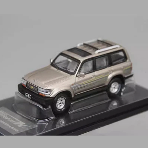 Kengfai - Toyota Land Cruiser LC80 (Pearl Champagne Gold) - 1:64 Scale