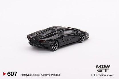 MiniGT - Lamborghini Countach LPI 800-4 (Nero Maia)