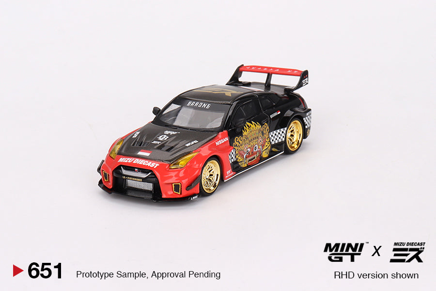 MiniGT - LB-Sihlouette Works GT Nissan 35GT-RR Mizu x 'Barong'