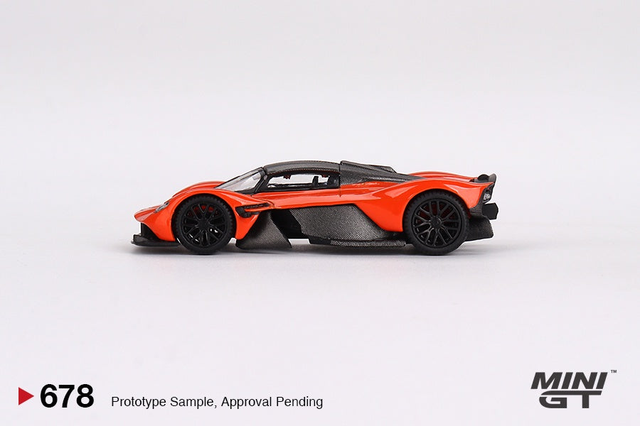 MiniGT - Aston Martin Valkyrie - Maximum Orange