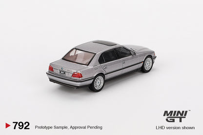 MiniGT - BMW 750iL (Aspen Metallic) - 1:64 Scale